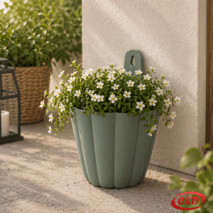 Plastična vaza za biljke 2,1L dimenzija 15 x 16 cm