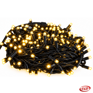 Toplo bijele LED lampice mravi na crnom kabelu