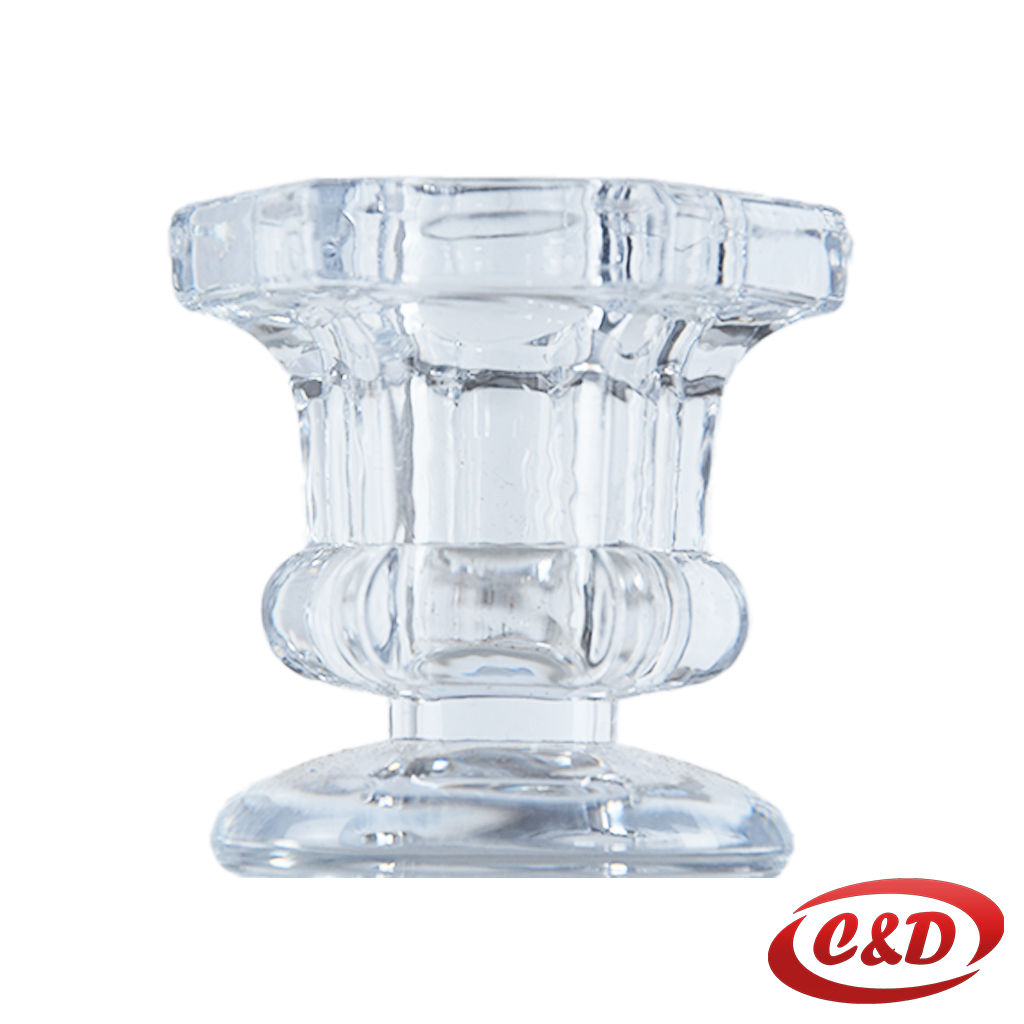 Stakleni svijećnjak