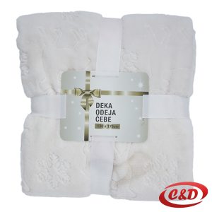 Božićna bež deka 130×170 cm sa motivom jelena.