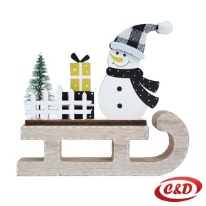 Drveni snješko na saonicama – božićni ukras 14×14 cm.