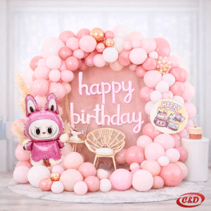 Balon luk Labubu u rozoj boji sa 116 balona i Happy Birthday natpisom