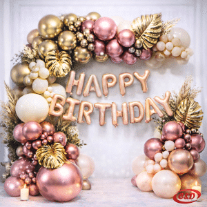 Komplet za balonski luk sa latex balonima u roza, bež i zlatnoj boji, natpis “Happy Birthday” i pribor za sastavljanje