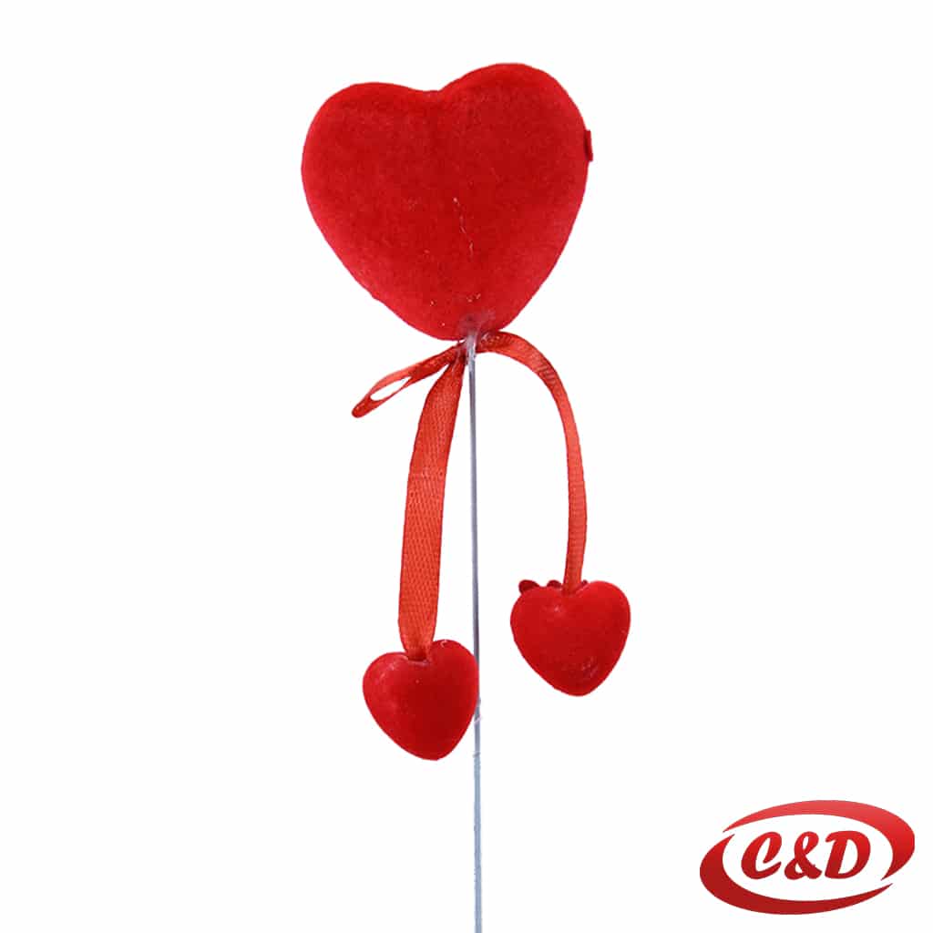 crveno plišano dekorativno srce na štapiću s dva mala srca visine 20 cm