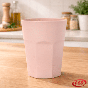 Plastična čaša 0,4 l roze bež promjer 8 cm visina 11 cm