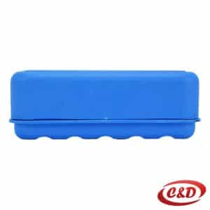 Plava plastična posuda za sapun s poklopcem dimenzija 10 × 7 × 2 cm