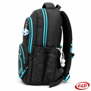 Play Etron Legendary Football anatomski školski ruksak u crnoj i plavoj boji od poliestera s privjeskom nogometne lopte, dimenzija 38 × 30 × 20 cm